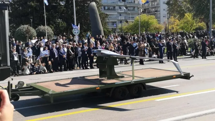 Επισκόπηση Τύπου 29/10 - Η χώρα της βιτρίνας: Παρελάσεις & drones όταν η Ευρώπη δίνει… φτερά στην Άγκυρα Επισκόπηση Τύπου 29/10 – Η χώρα της βιτρίνας: Παρελάσεις & drones όταν η Ευρώπη δίνει… φτερά στην Άγκυρα