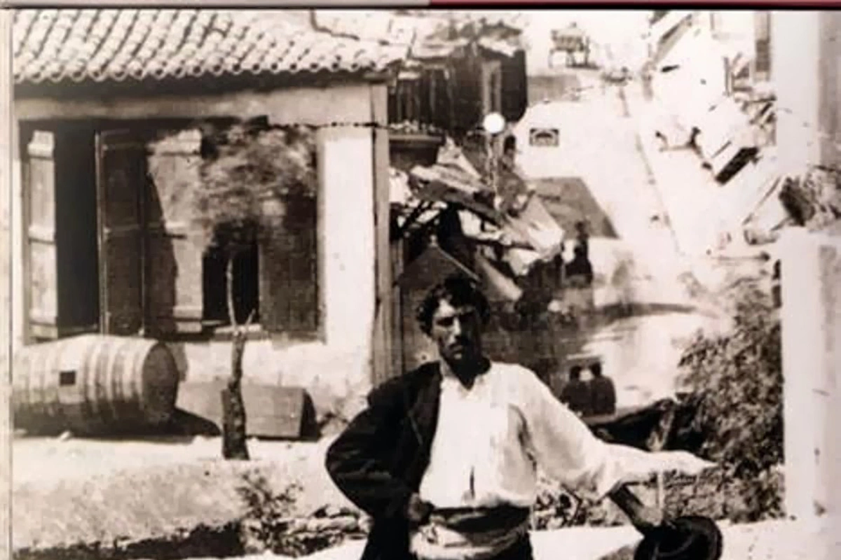 Ο κουτσαβακισμός του χθες συναντά τον πόλεμο του σήμερα - Επισκόπηση Τύπου 13/03 Ο κουτσαβακισμός του χθες συναντά τον πόλεμο του σήμερα – Επισκόπηση Τύπου 13/03
