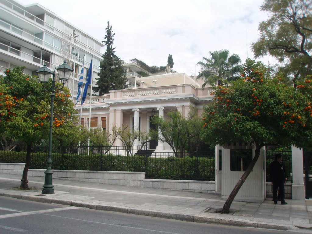 Ψίθυροι, Δολώματα και Μαξίμου-Leaks – Παραπολιτικά online 09/03