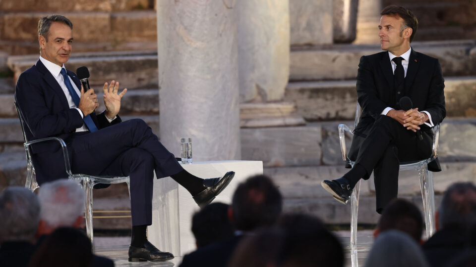 Μητσοτάκης über alles, κόμμα και αντιπολίτευση σε ανακατωσούρα – Επισκόπηση Τύπου – 25/04