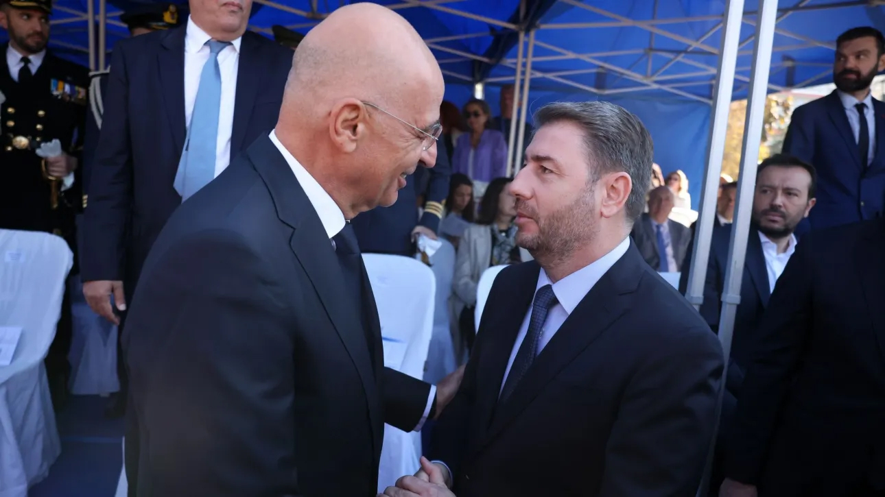 Ανδρουλάκης ψάχνει Δένδια στην "μητέρα των μαχών" - Online Παραπολιτικές στήλες 14/04 Ανδρουλάκης ψάχνει Δένδια στην “μητέρα των μαχών” – Online Παραπολιτικές στήλες 14/04