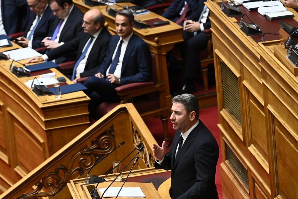 Το παραπολιτικό πανηγύρι μιας εξουσίας που ζορίζεται – Online Παραπολιτικές στήλες 15/04