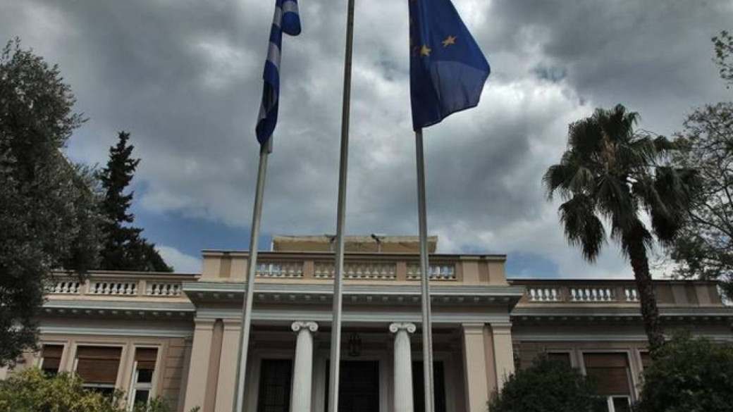 Το σύστημα έχει αρχίσει να τρίζει – Επισκόπηση Τύπου 01/04