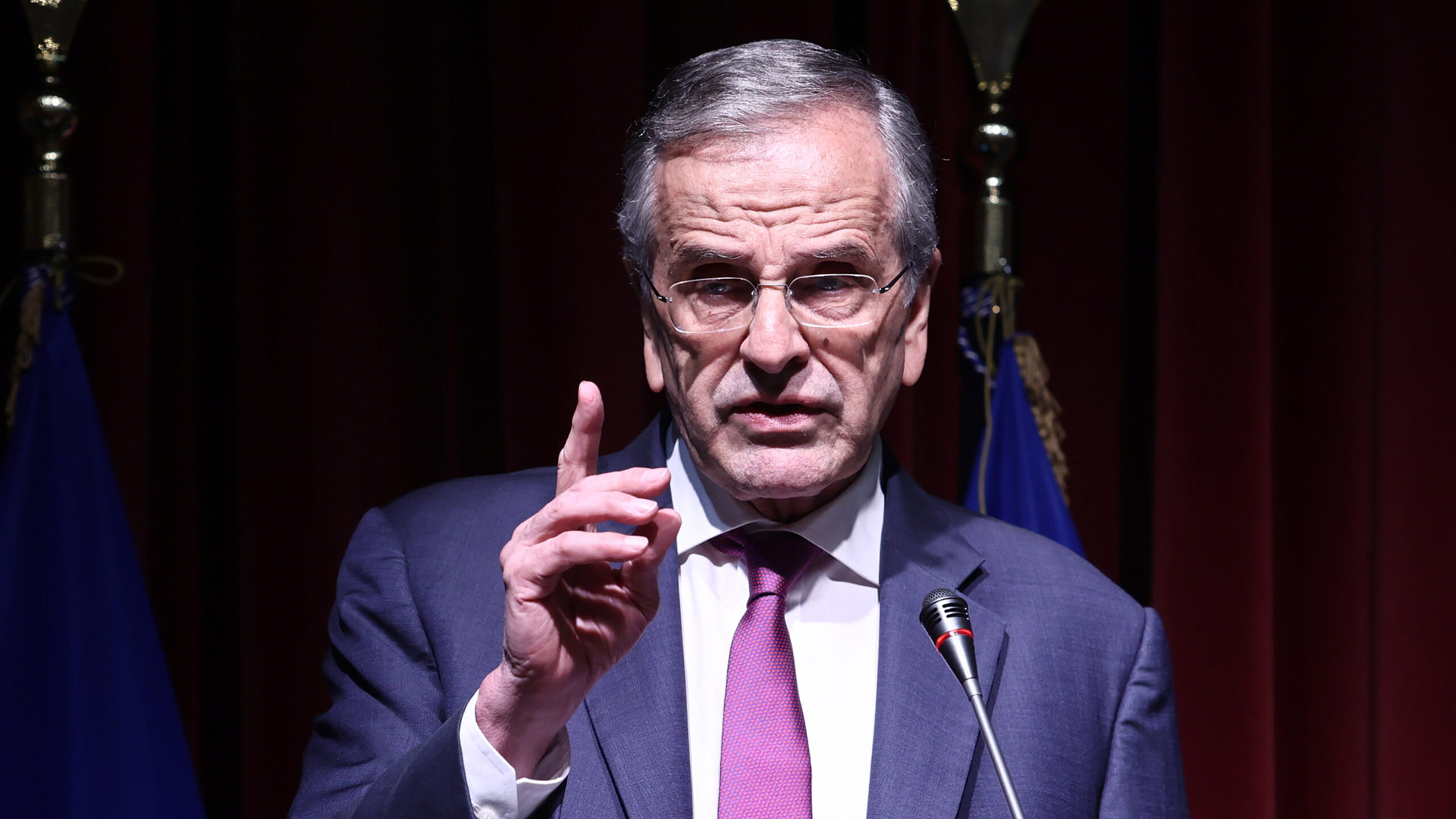 Η δεξιά ρωγμή φοβίζει περισσότερο από την αριστερή επιστροφή - Online Παραπολιτικές στήλες 21/05 Η δεξιά ρωγμή φοβίζει περισσότερο από την αριστερή επιστροφή – Online Παραπολιτικές στήλες 21/05