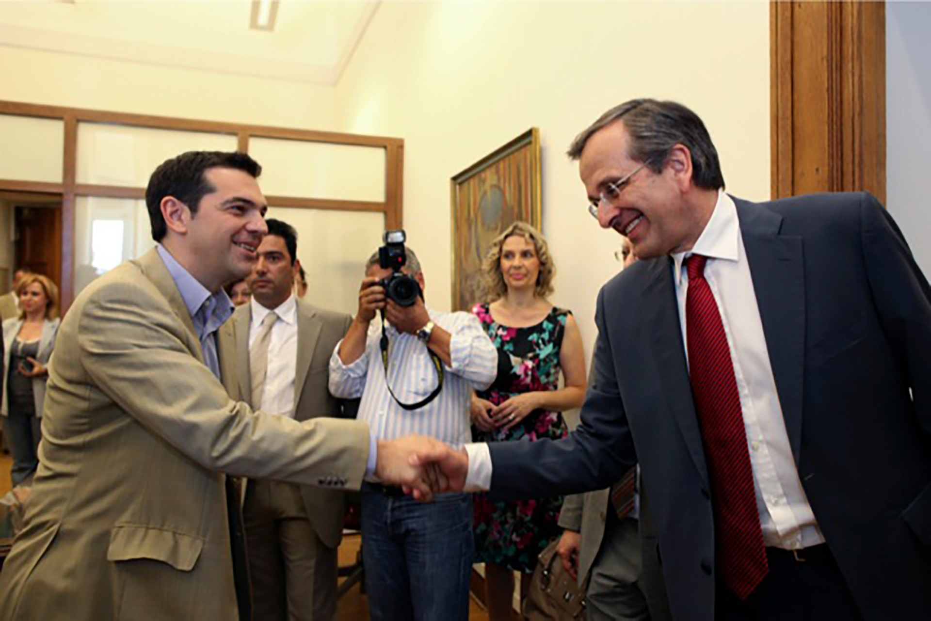 Ο χρήσιμος ηλίθιος και ο άχρηστος εφιάλτης – Online Παραπολιτικές στήλες 22/06