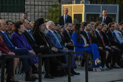 Η εξωτερική πολιτική δεν μετριέται με χειροκροτήματα - Επισκόπηση Τυπου 08/10 Η εξωτερική πολιτική δεν μετριέται με χειροκροτήματα – Επισκόπηση Τυπου 08/10